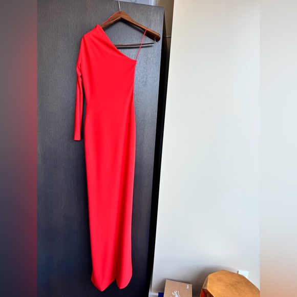 Solace London Nadia Red One-Shoulder Maxi Dress. Made in UK, size 2. Worn once - Picture 11 of 16